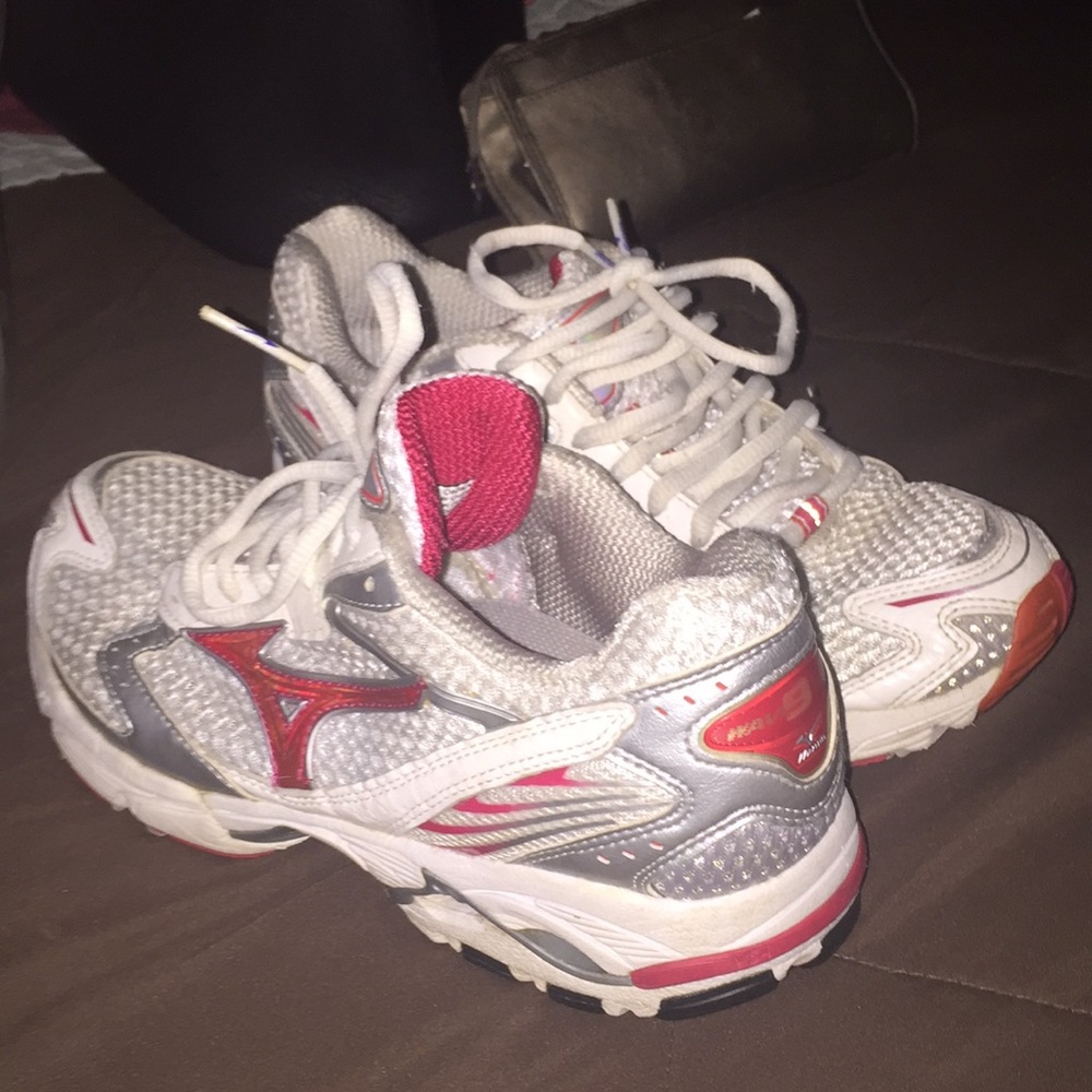 Mizuno Running Shoes